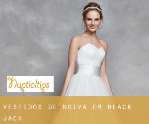 Vestidos de noiva em Black Jack