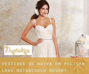 Vestidos de noiva em Pelican Lake Motorcoach Resort