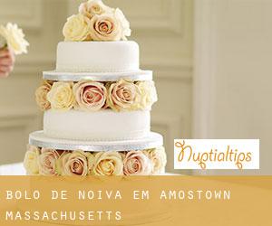 Bolo de noiva em Amostown (Massachusetts)