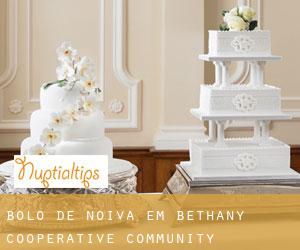 Bolo de noiva em Bethany Cooperative Community