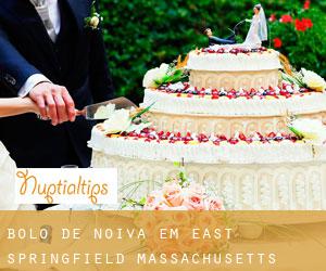 Bolo de noiva em East Springfield (Massachusetts)