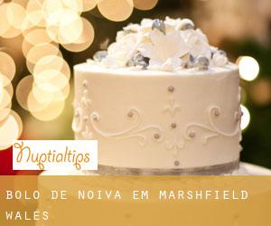 Bolo de noiva em Marshfield (Wales)