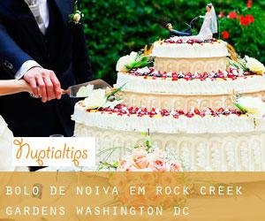 Bolo de noiva em Rock Creek Gardens (Washington, D.C.)